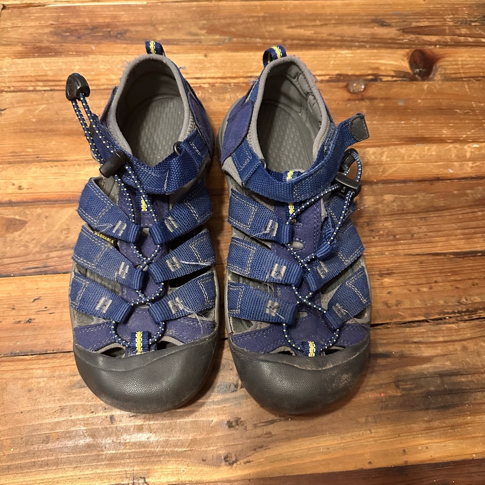 Keen Kids Blue and Black Adventure Sandals